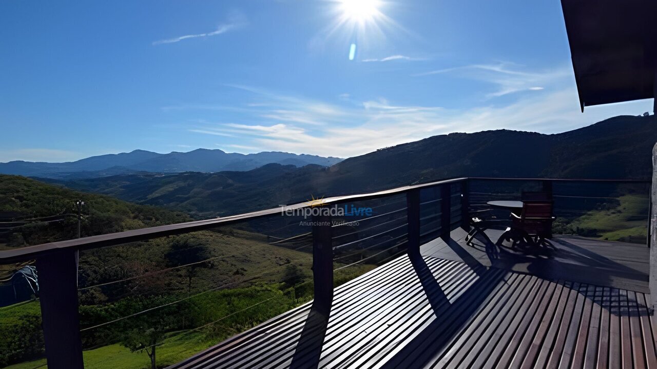 Casa para alquiler de vacaciones em Campos do Jordão (Alto dos Mellos)