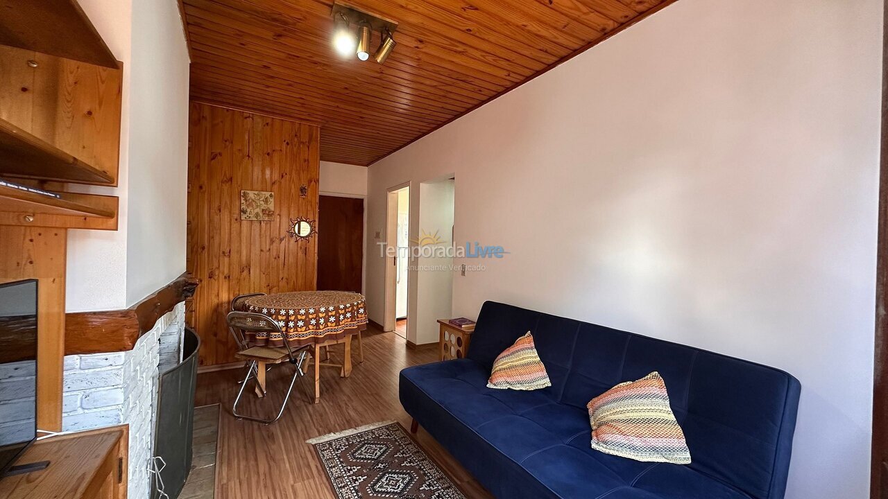 Apartamento para aluguel de temporada em Campos do Jordão (Vila Iara)