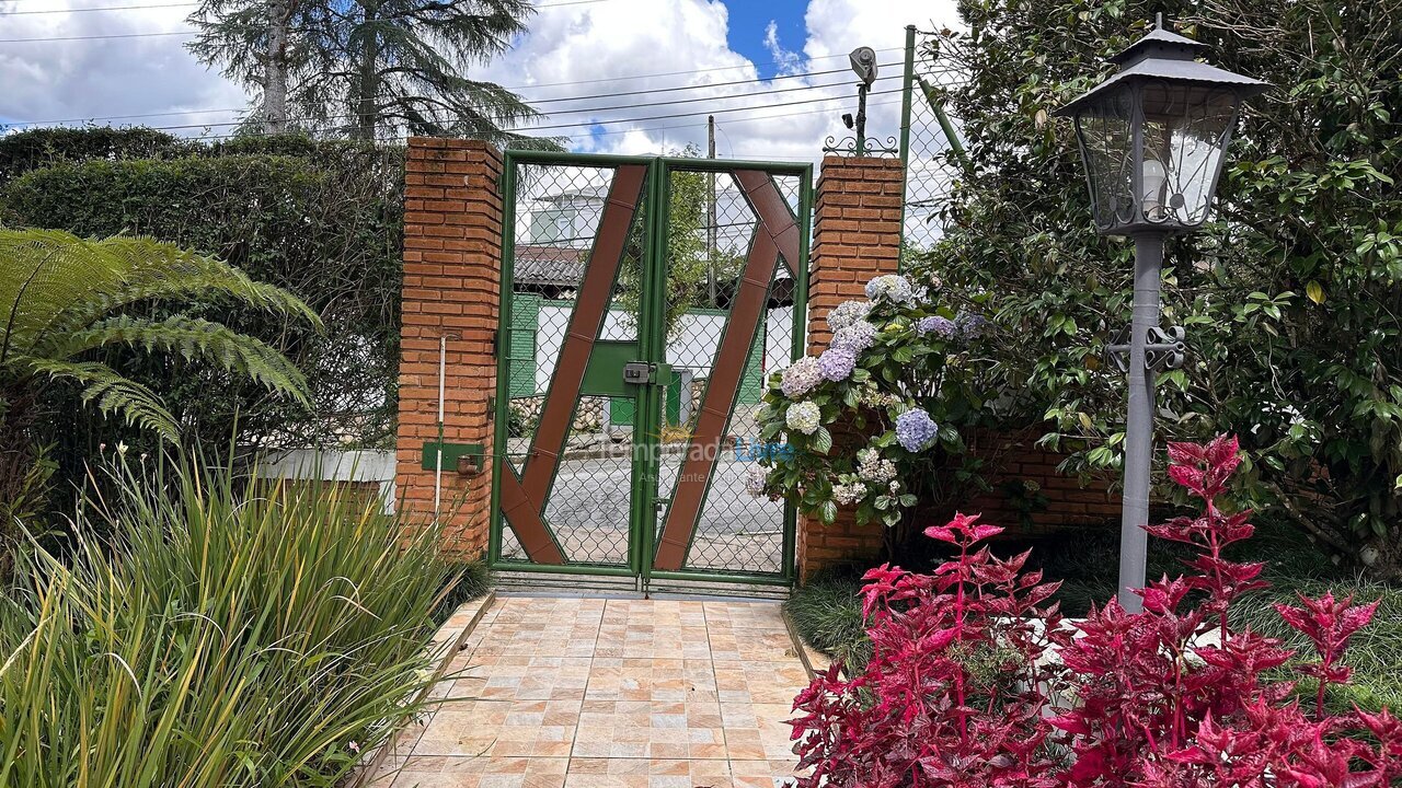 Apartamento para aluguel de temporada em Campos do Jordão (Vila Iara)