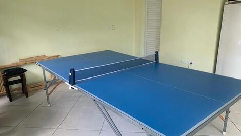 5 habitaciones (4 suites) con aire acondicionado, Wi-Fi, mesa de billar, mesa de ping pong, 8 baños.