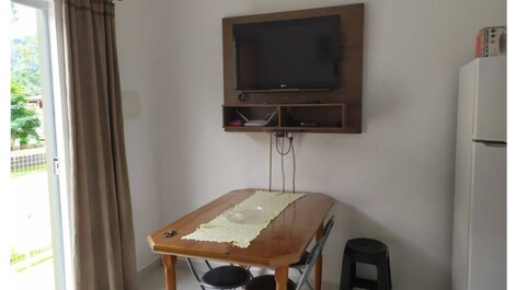 Complete apartment with air conditioning on the beach of Lagoinha Ubatuba