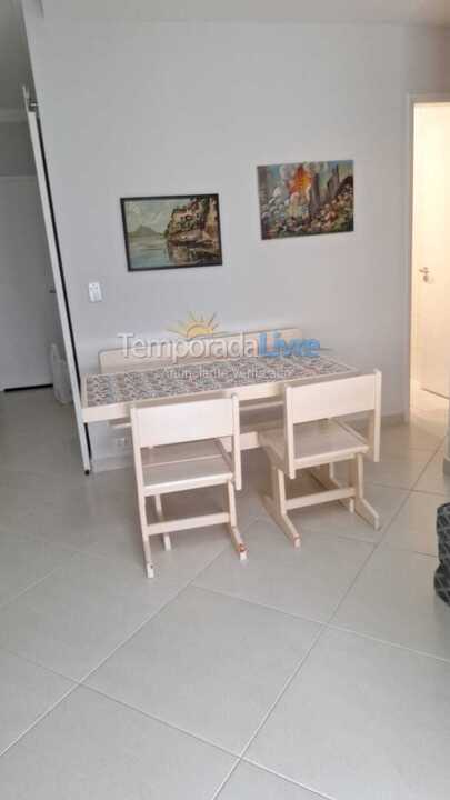 Casa para aluguel de temporada em Guarujá (Pitangueiras)