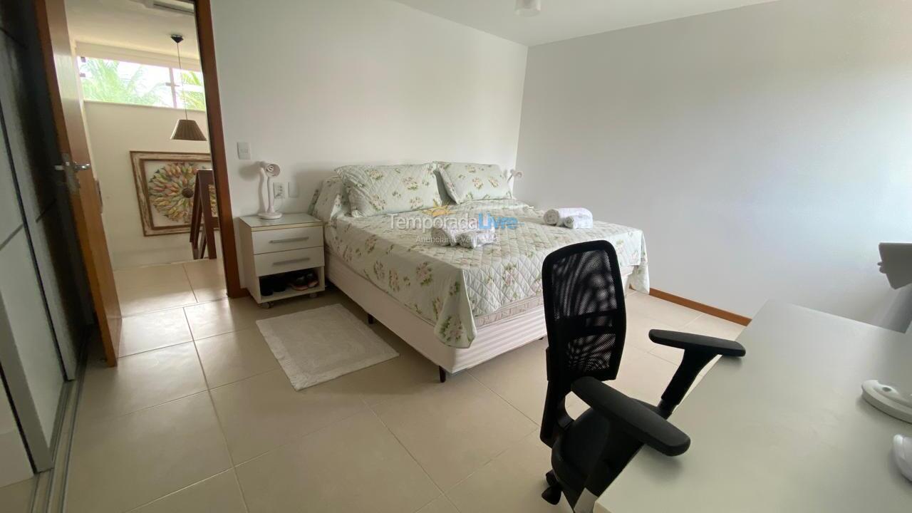 Casa para aluguel de temporada em Camaçari (Praia de Guarajuba)