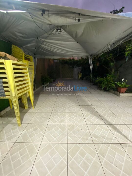 Casa para aluguel de temporada em Camaçari (Praia de Guarajuba)