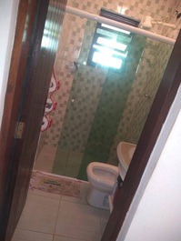 CASA 8 PESSOAS EM PESQUEIRO TOP A 12 MINUTOS DA PRAIA -ITANHAÉM