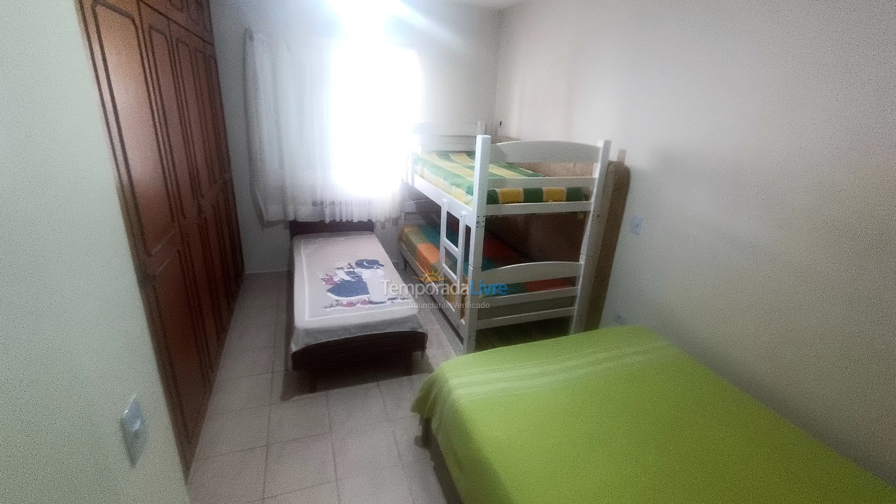 House for vacation rental in Bertioga (Praia da Enseada)