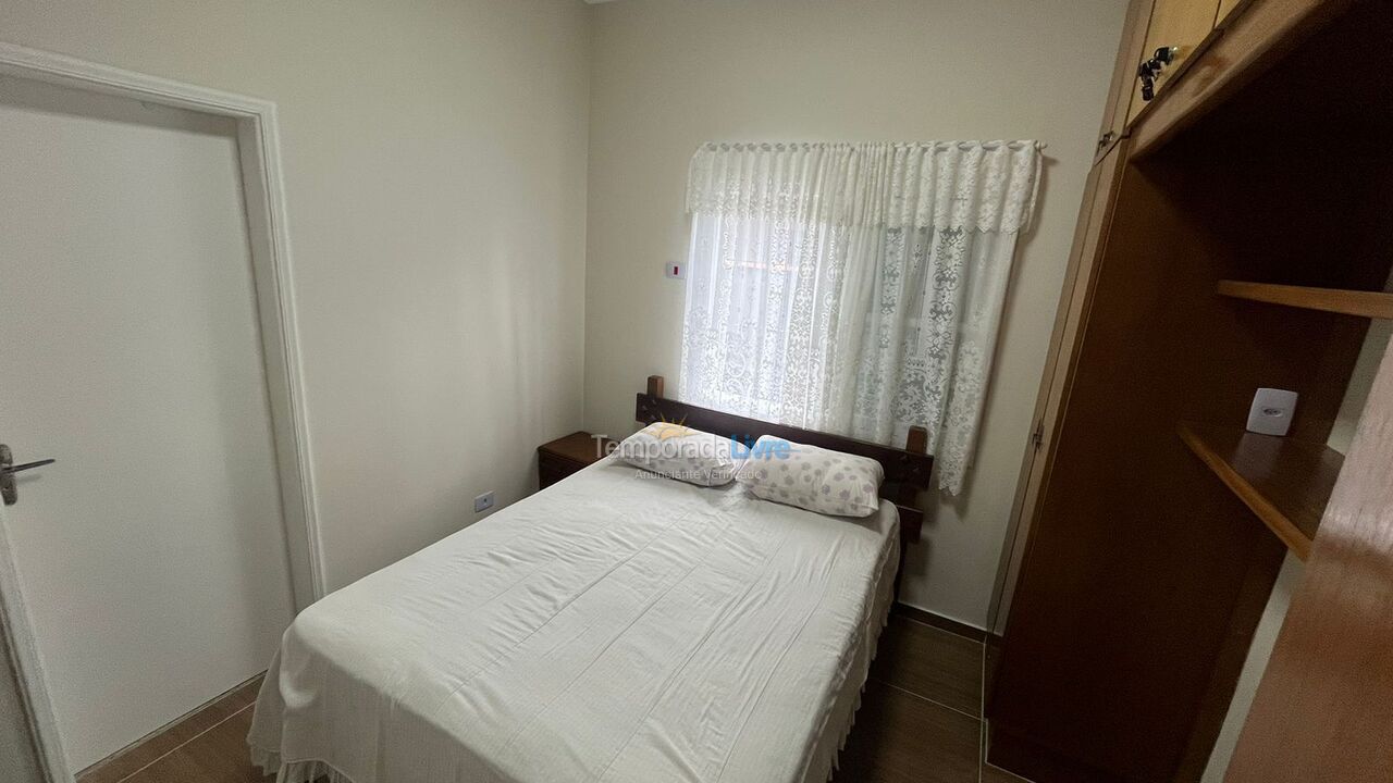 House for vacation rental in Bertioga (Praia da Enseada)