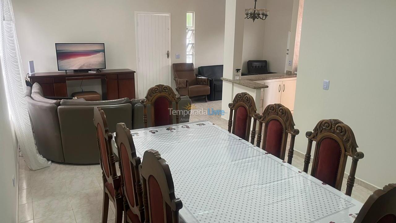 House for vacation rental in Bertioga (Praia da Enseada)