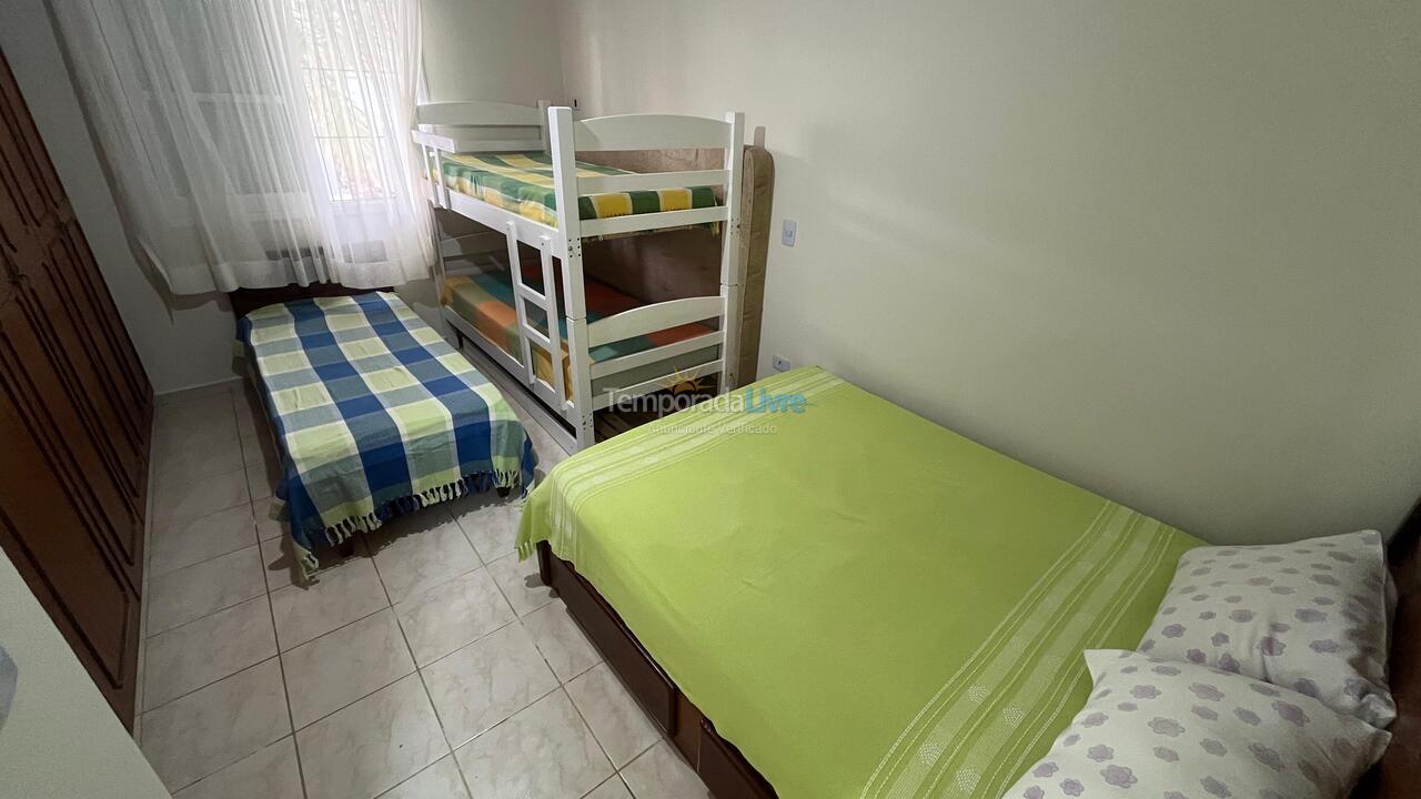 House for vacation rental in Bertioga (Praia da Enseada)