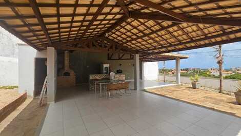House with sea view for vacation rental in Porto das Dunas.