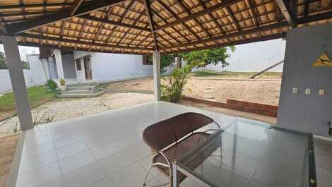 House with sea view for vacation rental in Porto das Dunas.