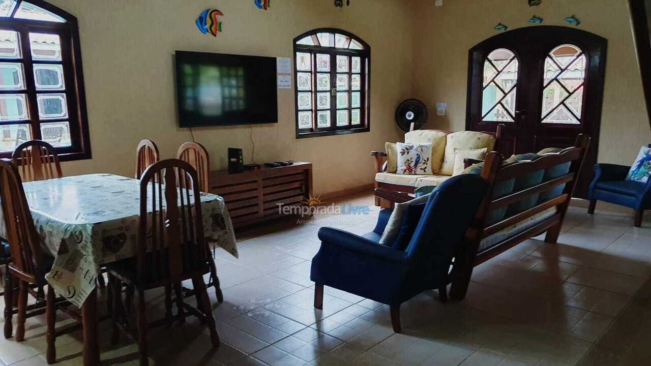 House for vacation rental in Caraguatatuba (Praia da Mococa)