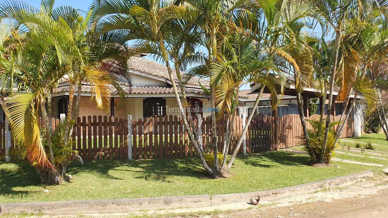 House for vacation rental in Caraguatatuba (Praia da Mococa)