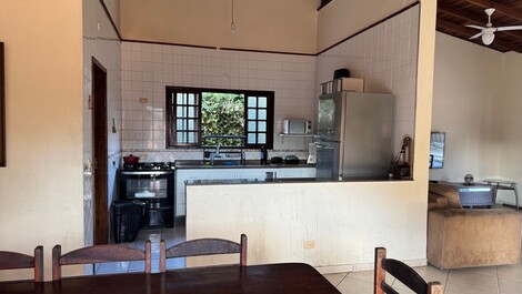 House with large pool and 200m from the beautiful beach of Boraceia 2