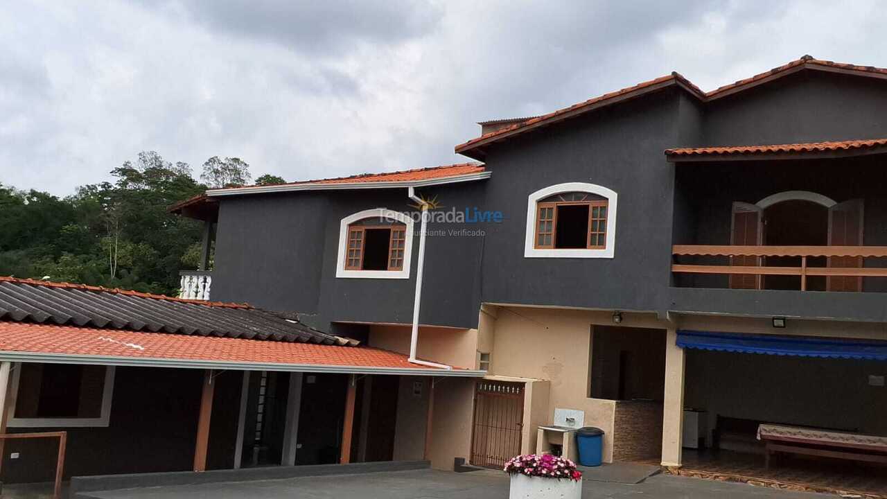 Chácara / sítio para aluguel de temporada em Mairiporã (Lavras)