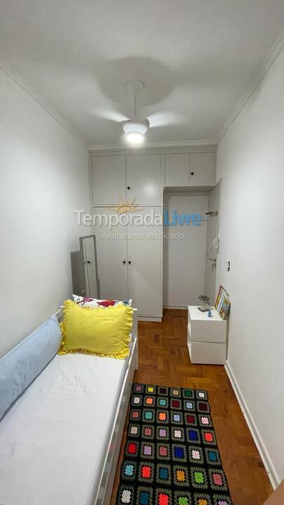 Apartamento para aluguel de temporada em Guarujá (Pitangueiras)