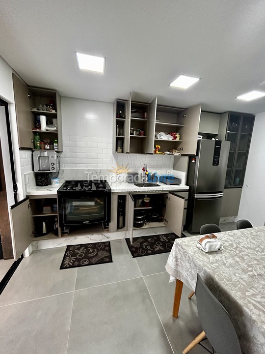 House for vacation rental in São Francisco do Sul (Praia Grande)