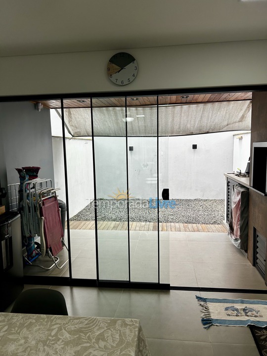 House for vacation rental in São Francisco do Sul (Praia Grande)