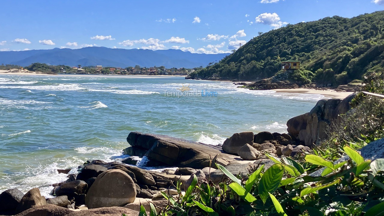 Casa para aluguel de temporada em Palhoça (Guarda do Embaú)