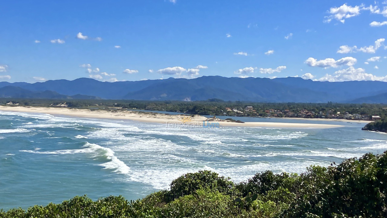 Casa para aluguel de temporada em Palhoça (Guarda do Embaú)