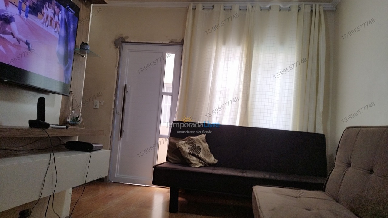 House for vacation rental in Guarujá (Jardim Vitoria)