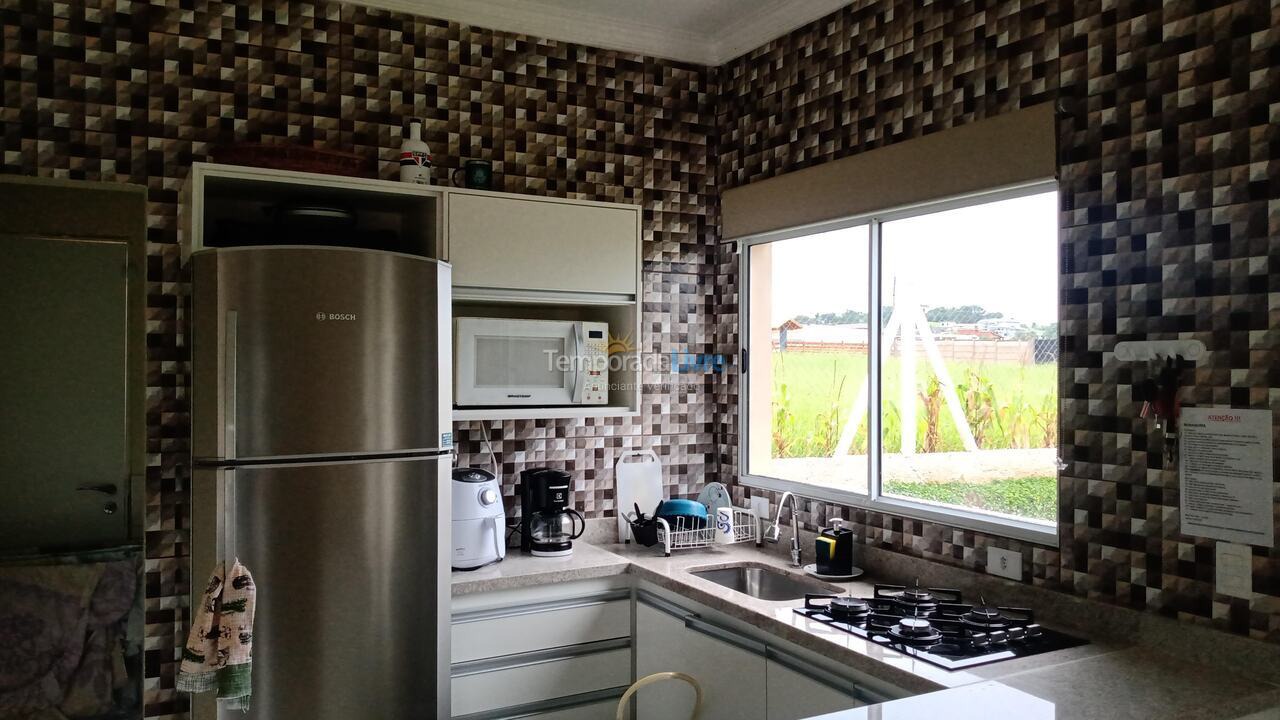 Casa para alquiler de vacaciones em Mairinque (Mairinque)