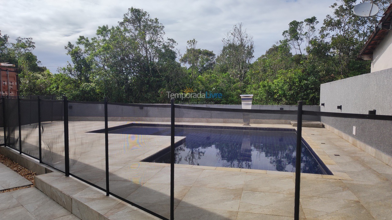 Casa para aluguel de temporada em Bertioga (Praia de Guaratuba)