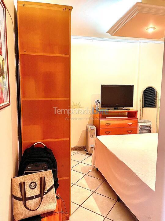 Apartamento para aluguel de temporada em Balneário Camboriú (Praia Central)