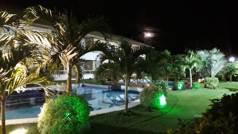 Apartment/Village with 2 bedrooms (1 suite) in Guarajuba Beach, Bahia.