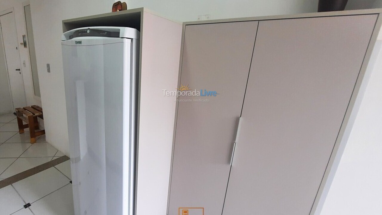 Apartamento para aluguel de temporada em Balneário Camboriú (Centro)