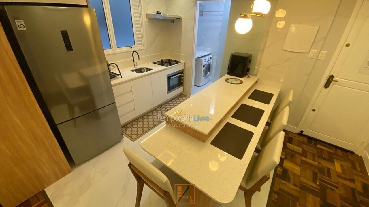 Apartment for vacation rental in Balneário Camboriú (Centro)