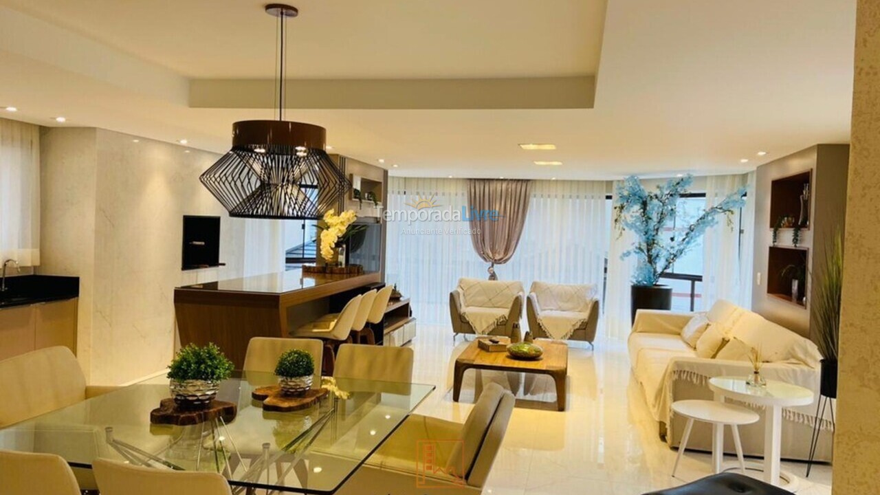 Apartamento para aluguel de temporada em Balneário Camboriú (Centro)