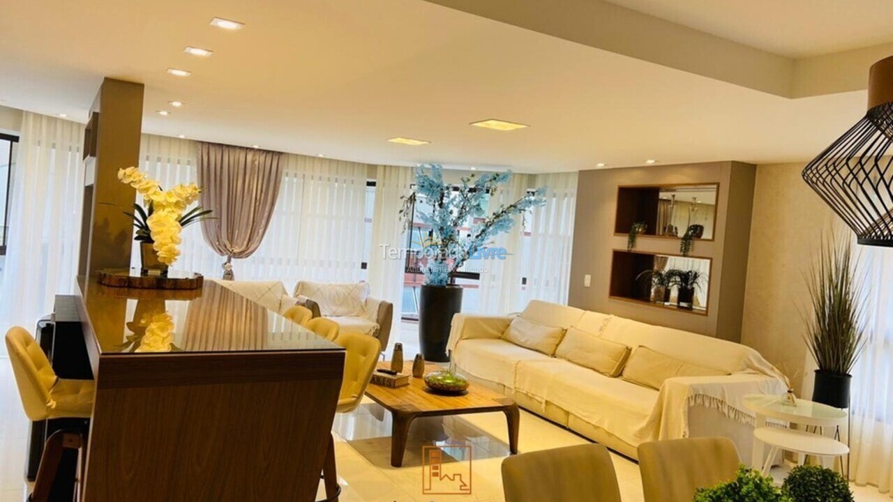 Apartamento para aluguel de temporada em Balneário Camboriú (Centro)