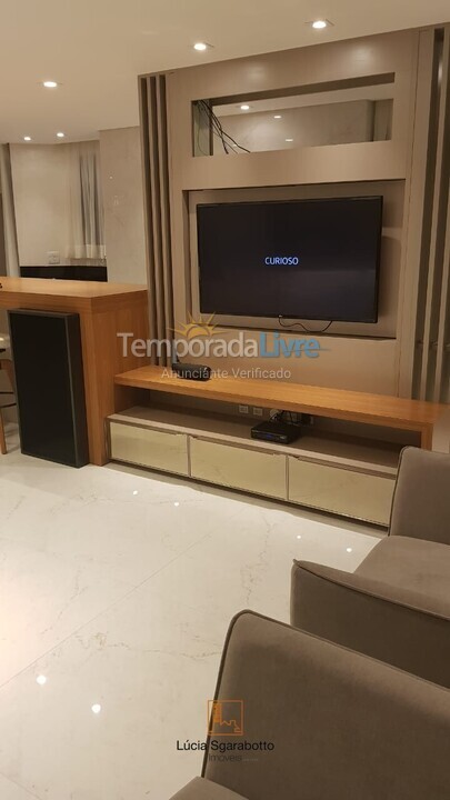 Apartamento para aluguel de temporada em Balneário Camboriú (Centro)
