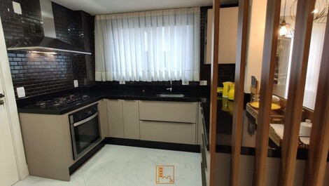 Alto padrão | Balneário Camboriú | Temporada