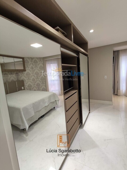 Apartamento para aluguel de temporada em Balneário Camboriú (Centro)