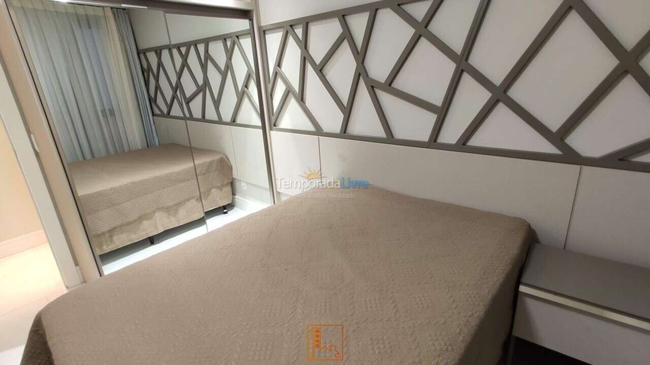 Apartamento para aluguel de temporada em Balneário Camboriú (Centro)