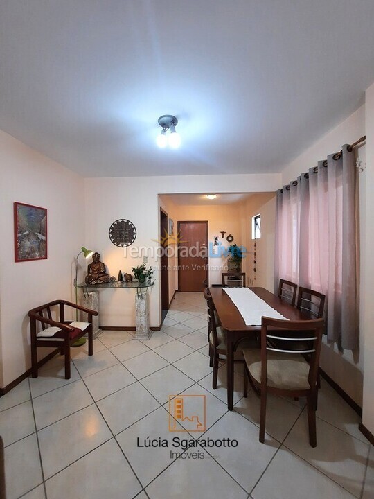 Apartment for vacation rental in Balneário Camboriú (Centro)