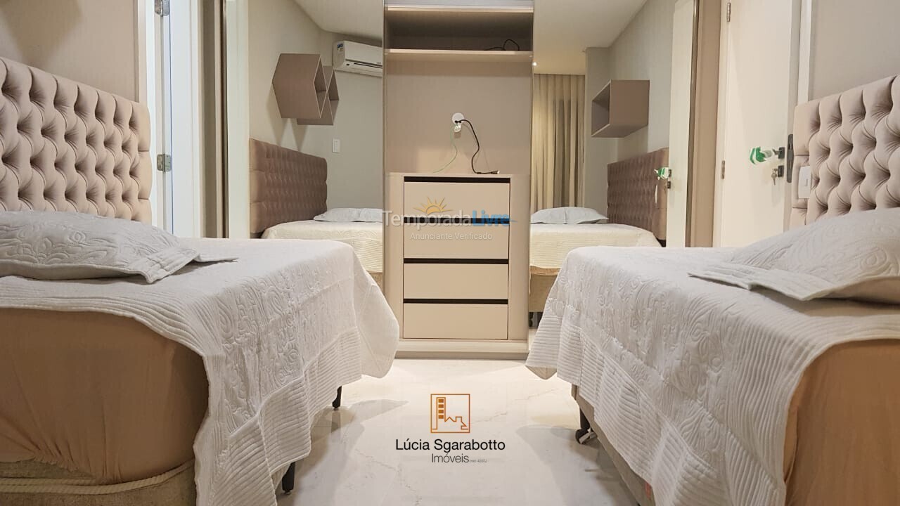 Apartamento para aluguel de temporada em Balneário Camboriú (Centro)