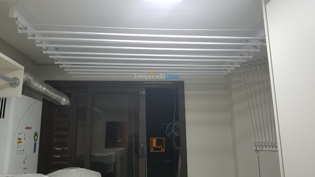 Apartamento para aluguel de temporada em Balneário Camboriú (Centro)