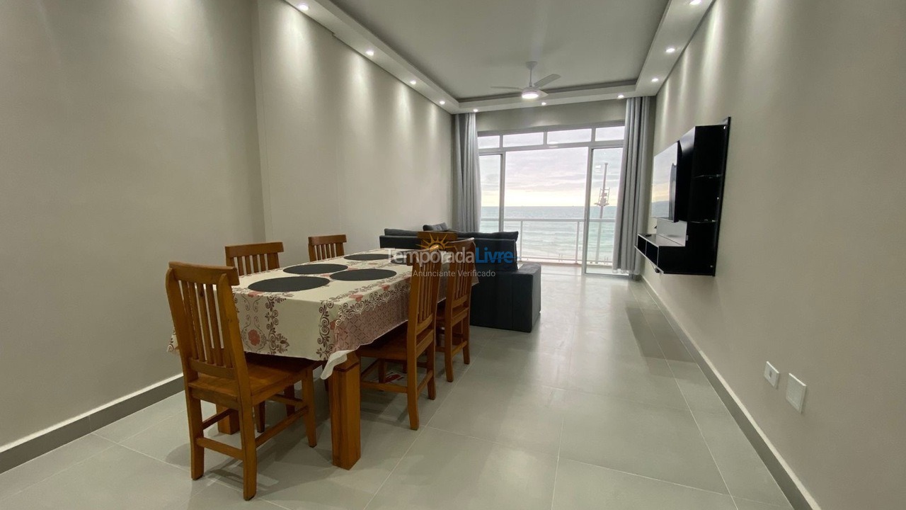 Apartamento para aluguel de temporada em Guarujá (Pitangueiras)