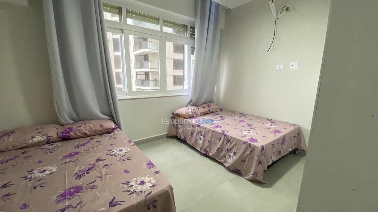 Apartamento para aluguel de temporada em Guarujá (Pitangueiras)