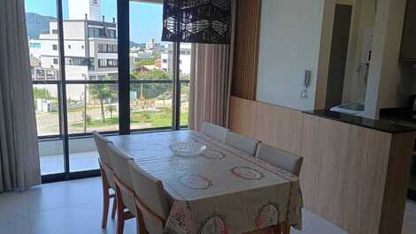 Apartamento de 2 dormitorios a 250m de la playa