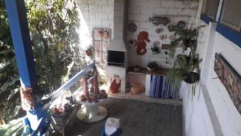 Linda casa martim de sá 5 dor. piscina ar internet Zara