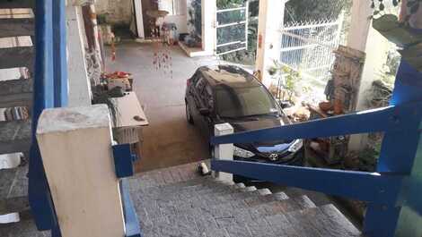 Linda casa martim de sá 5 dor. piscina ar internet Zara