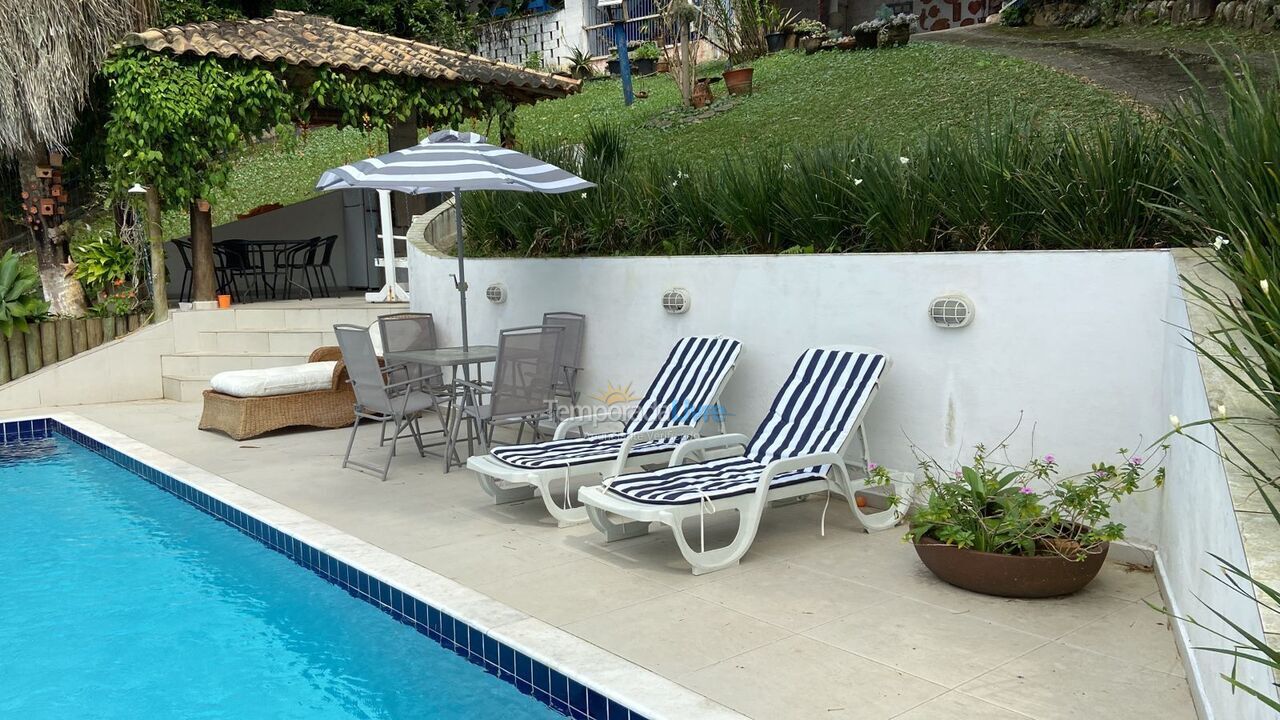 Casa para aluguel de temporada em Caraguatatuba (Martim de Sá)