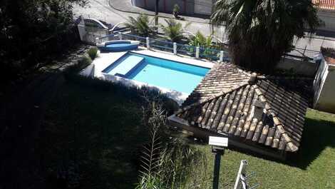 Linda casa martim de sá 5 dor. piscina ar internet Zara
