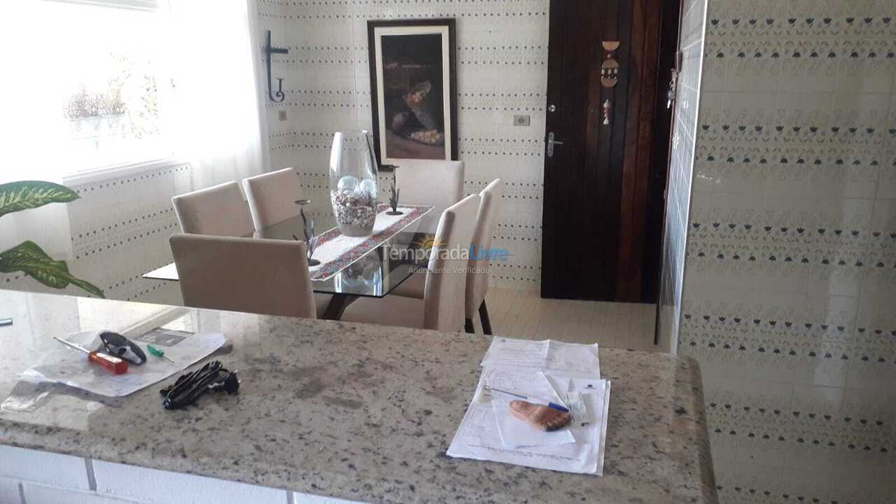 Casa para aluguel de temporada em Caraguatatuba (Martim de Sá)