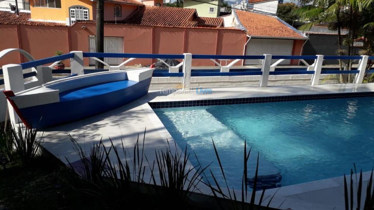 Casa para aluguel de temporada em Caraguatatuba (Martim de Sá)