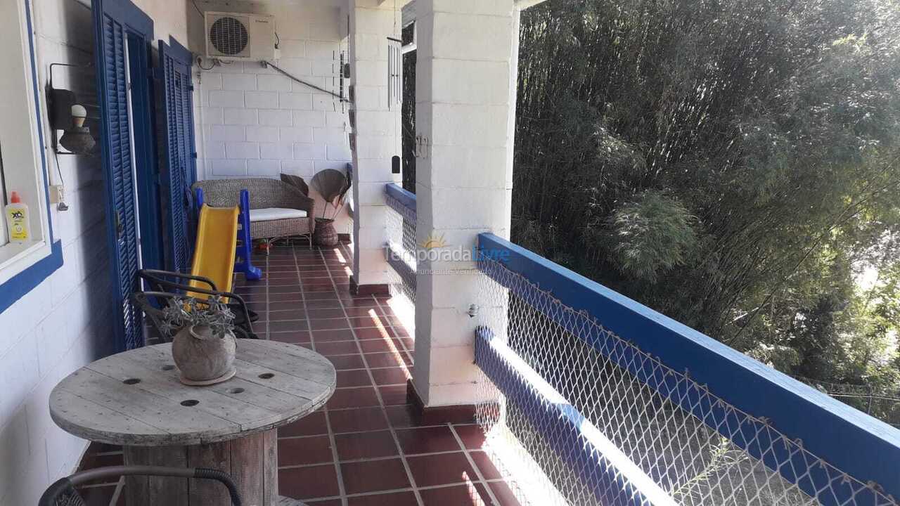 Casa para aluguel de temporada em Caraguatatuba (Martim de Sá)